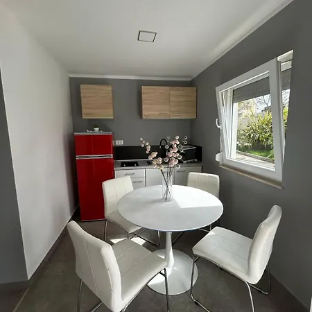 Appartement Casa Zanoff *